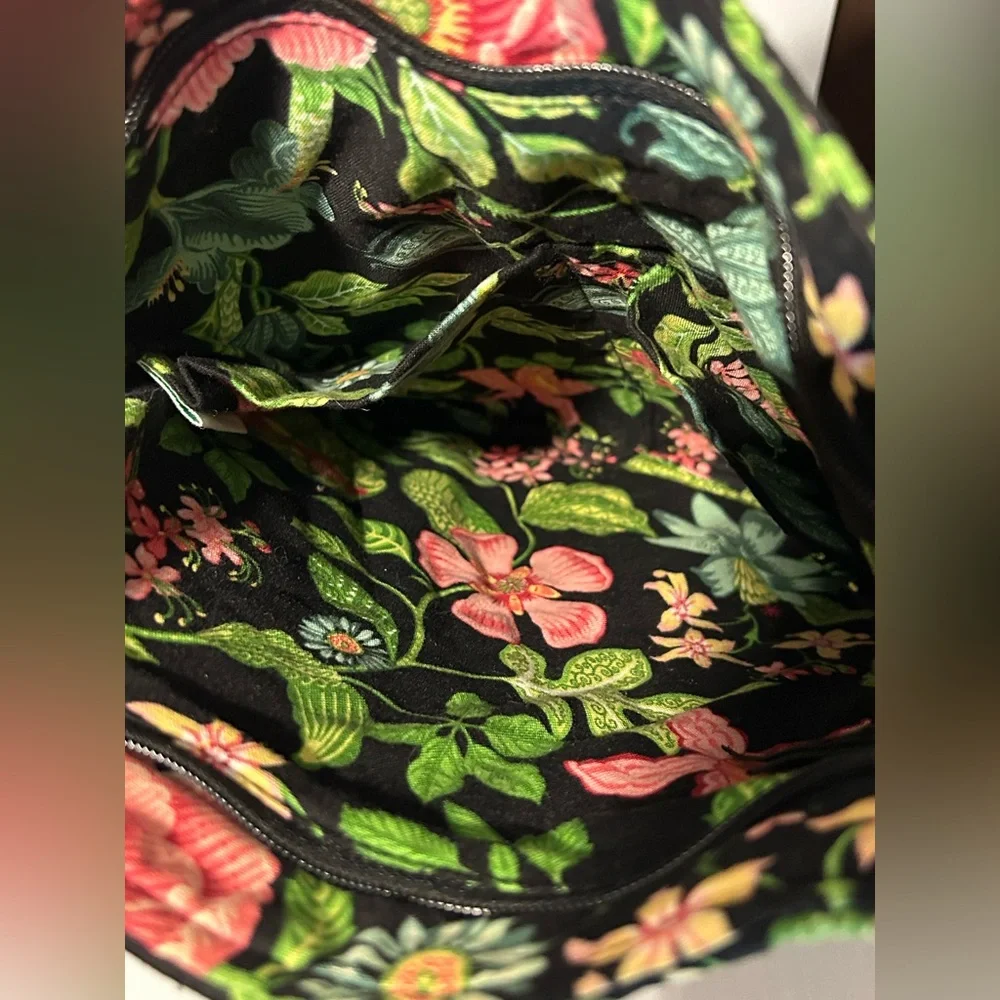 Vera Bradley Floral Cotton Crossbody Shoulder Purse Bag - Picture 10 of 12